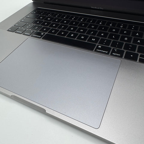 Begagnad - MacBook Pro (15-inch, 2018)