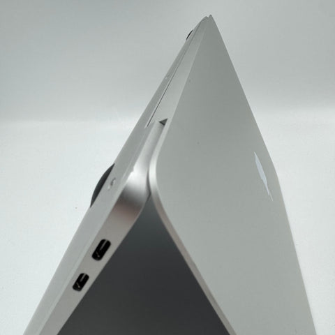 Begagnad - MacBook Air (Retina, 13-tum, 2020) Begagnad Dator Begagnad - MacBook Air 2020