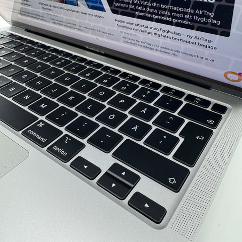 Begagnad - MacBook Air (Retina, 13-tum, 2020) Begagnad Dator Begagnad - MacBook Air 2020