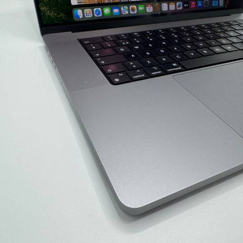 Begagnad - MacBook Pro MacBook Pro (16-inch, 2021, M1 Max) Begagnad Dator Begagnad - MacBook Pro MacBook Pro |  M1 Max | 64 GB | 2 TB