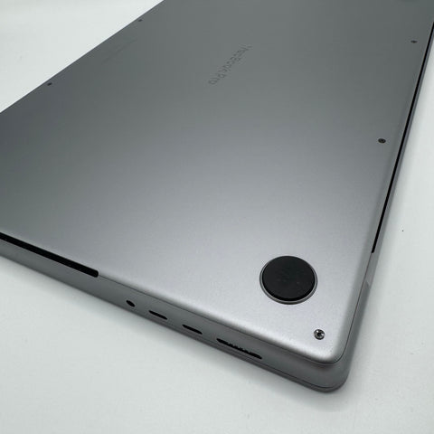 Begagnad - MacBook Pro MacBook Pro (16-inch, 2021, M1 Max) Begagnad Dator Begagnad - MacBook Pro MacBook Pro |  M1 Max | 64 GB | 2 TB