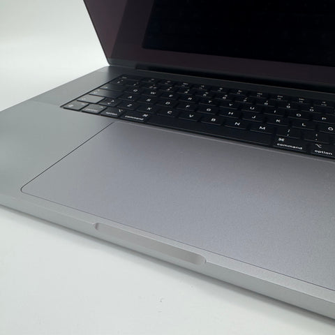 Begagnad - MacBook Pro MacBook Pro (16-inch, 2021) Begagnad Dator Begagnad MacBook Pro M1