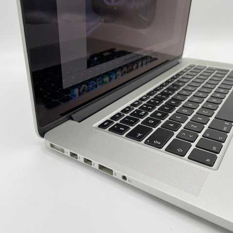Begagnad - MacBook Pro (Retina, 15-inch, Mid 2012) Begagnad Dator Begagnad MacBook Pro (15-inch, Mid 2012) Begagnad Macbook Pro Retina