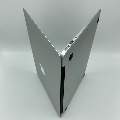 Begagnad - MacBook Air (13 tum, 2017) Begagnad Dator Begagnad - MacBook Air (13 tum, 2017)- Macbook Air billigt