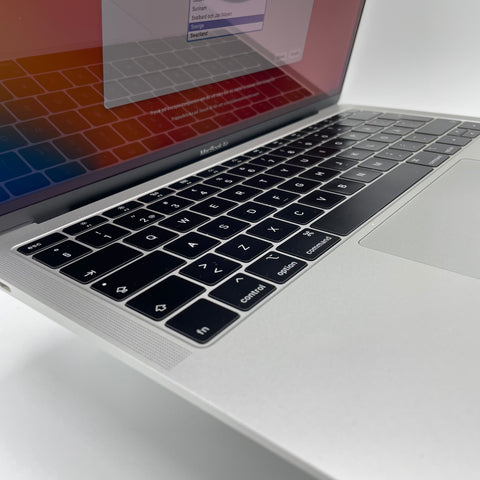 Begagnad - MacBook Air (13 inch, Early 2018) Begagnad Dator Begagnad - MacBook Air (13-inch, Early 2015) - Begagnad MacBook Air