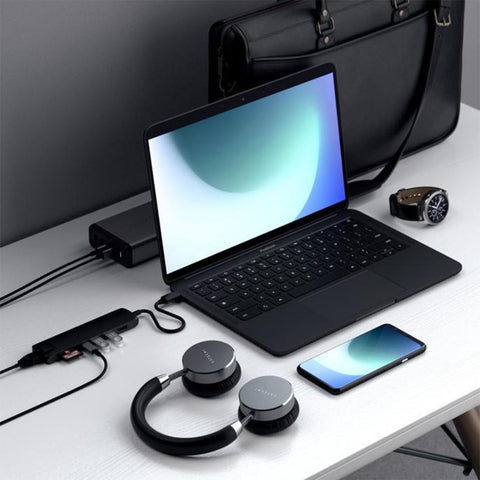 Satechi Slim USB-C MultiPort m. Ethernet - HDMI, USB 3.0 portar samt kortläsare Adapter Satechi Slim USB-C MultiPort m. Ethernet - HDMI, Samt kortläsare