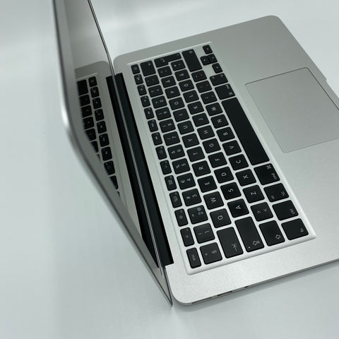 Begagnad - MacBook Air (13 tum, mitten 2013) Begagnad Dator 