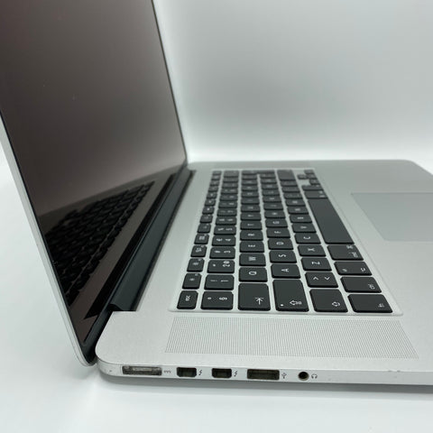 Begagnad - MacBook Pro (15", mitten 2012) Begagnad Dator Begagnad - MacBook Pro (15", mitten 2012)- Begagnad MacBook Pro