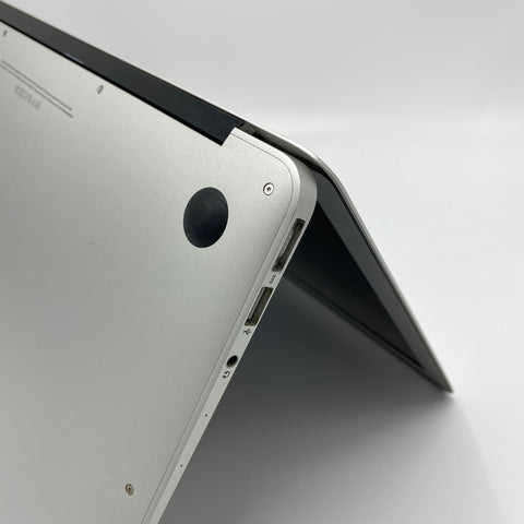 Begagnad - MacBook Air 13” (Mitten 2013) Begagnad Dator 