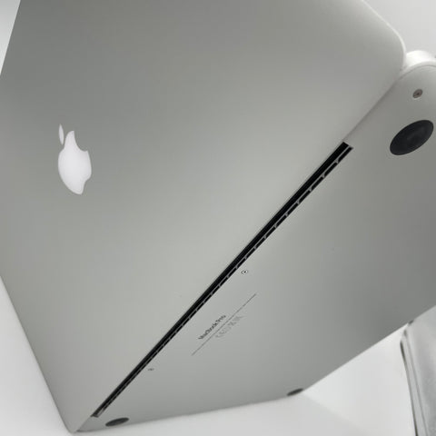 Begagnad - MacBook Pro 15" (mitten 2015) Begagnad Dator Begagnad - MacBook Pro 15" (mitten 2015)- begagnad mac stockholm