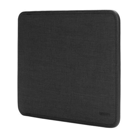 Incase 16-tums ICON-fodral med Tensaerlite för MacBook 16" Touchbar Fodral Incase ICON-fodral med Tensaerlite - Incase Sverige